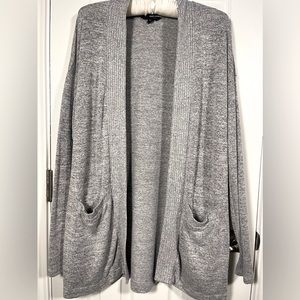 Banana Republic Two Pocket Cardigan Lightweight Gray Womens Size Medium